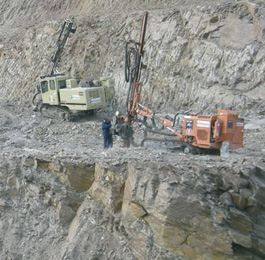 Elmasa Obras Públicas S.A. Perforación · Voladuras