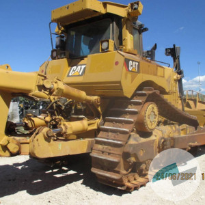 Caterpillar D8T